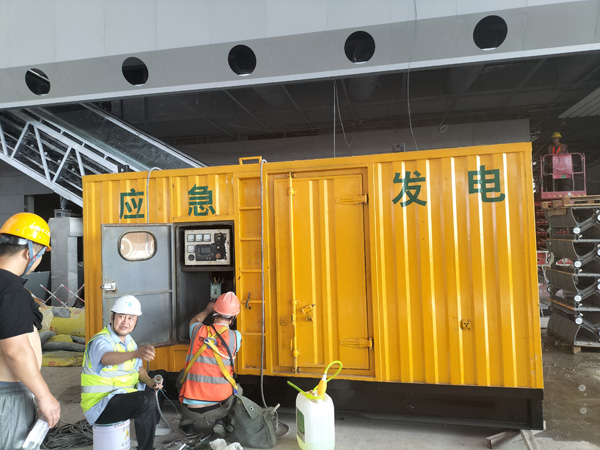 北安怎样判断空气滤清器是否需要更换？